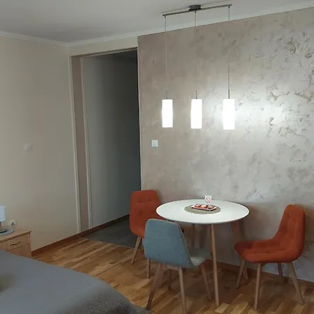 Miluro Apartment *